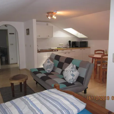 Raffaela Maderspacher Apartment Oberammergau
